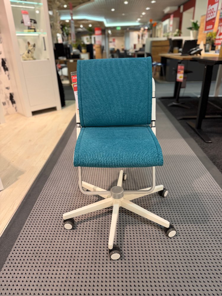 Ausstellungsstück Drehstuhl Scooter