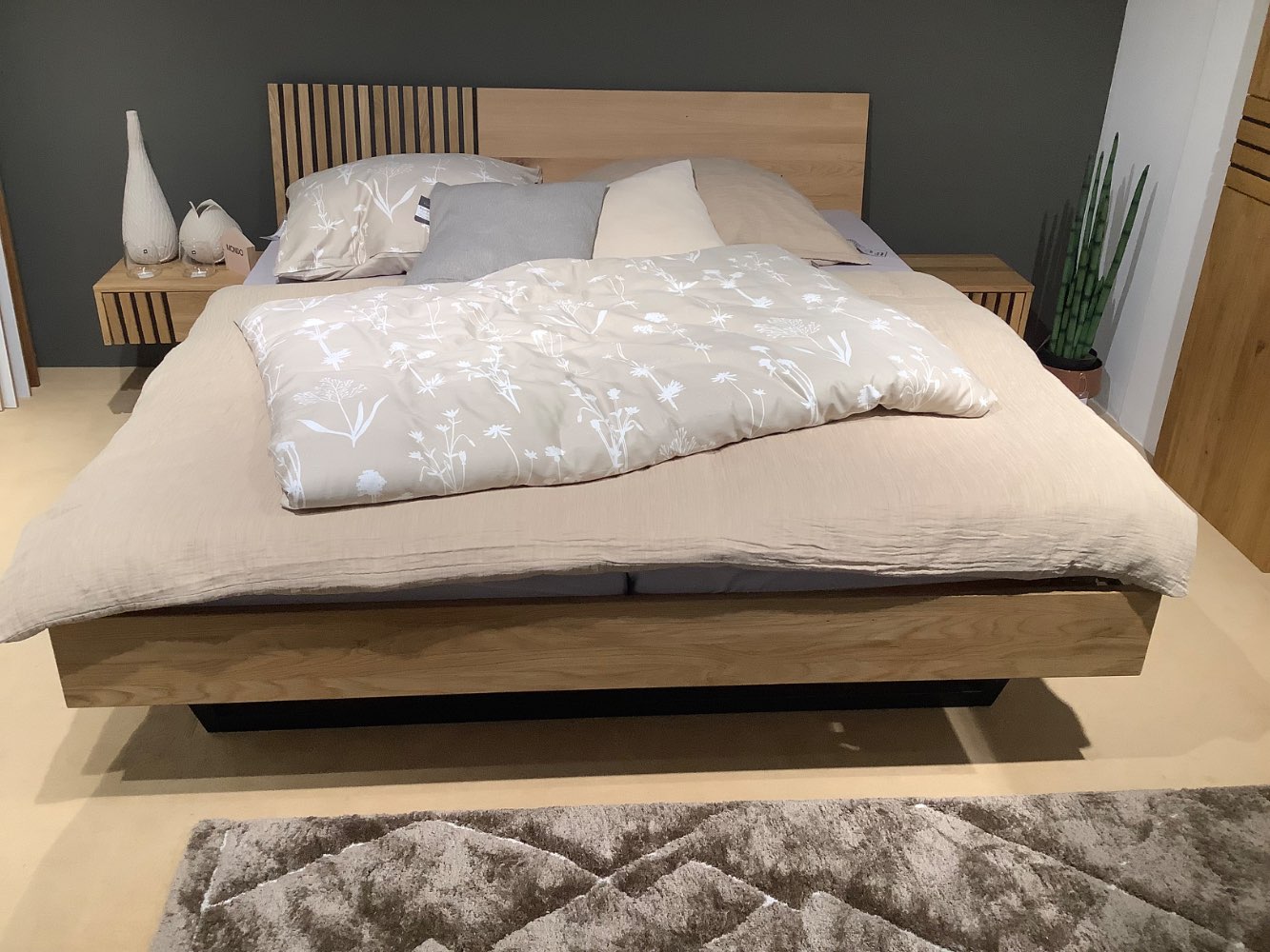 Doppelbettgest.+ Nakos