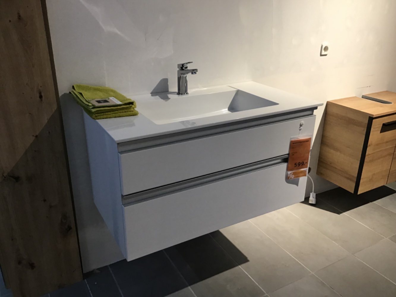 XXXLutz Ausstellungsstück Möbel Waschtischkombi NV.072 weiß