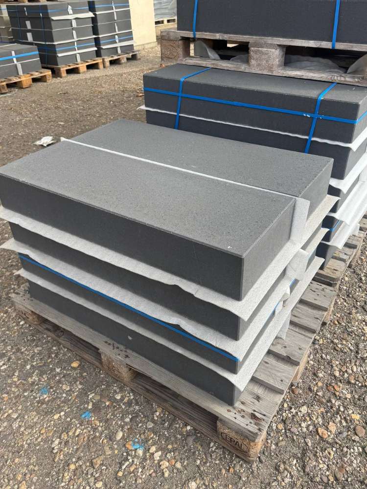 R&H Blockstufen 100x35x15 cm anthrazit (Restposten)