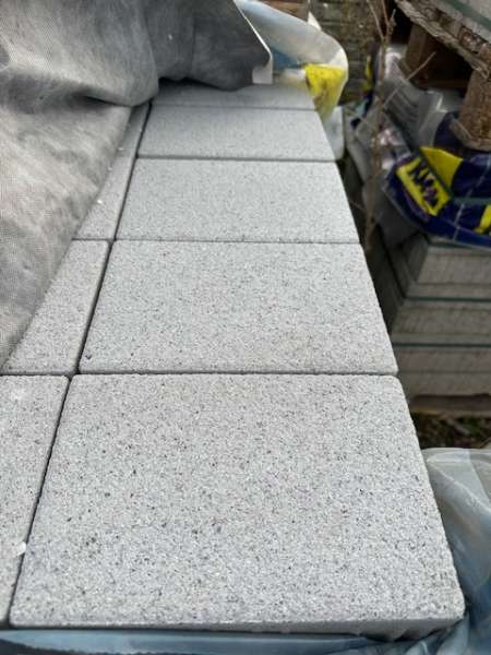 Vios Pflaster 24x16x8 cm grau feingestrahlt (Restposten)