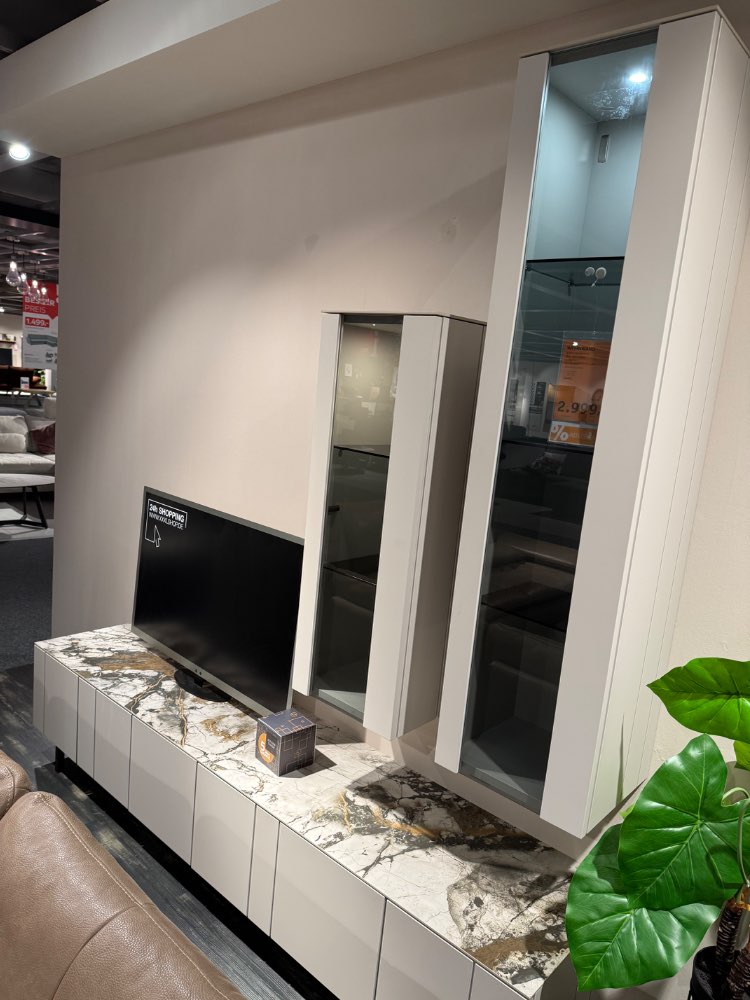 Wohnwand Johann Jakob Perlmutt XXXLutz Heilbronn