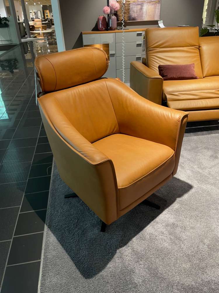 Drehsessel mit Sternfuß