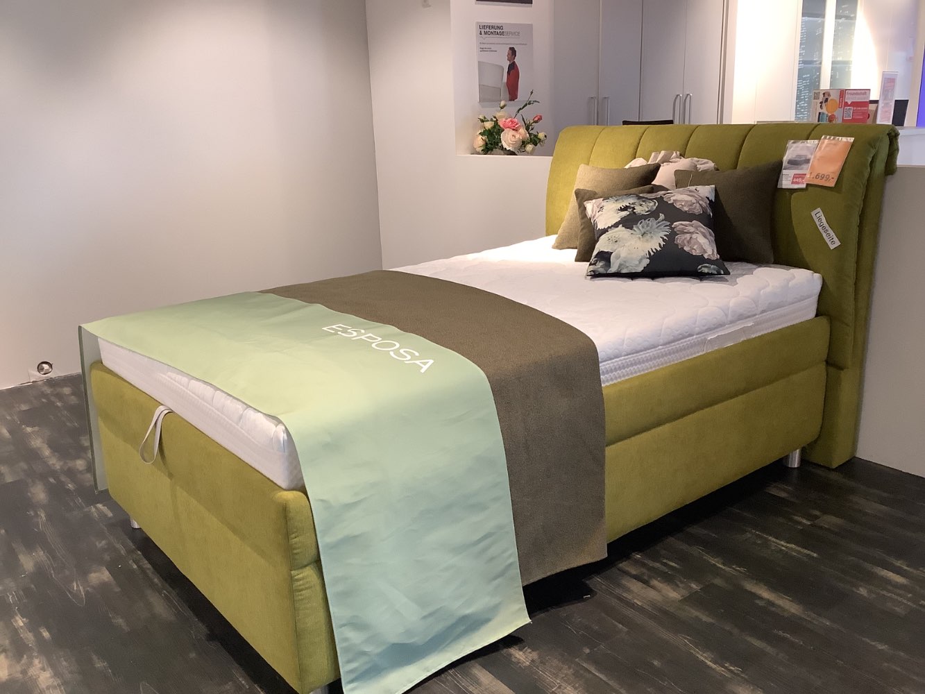 Polsterbett Pescara XXXLutz Schlafzimmerabteilung Heilbronn