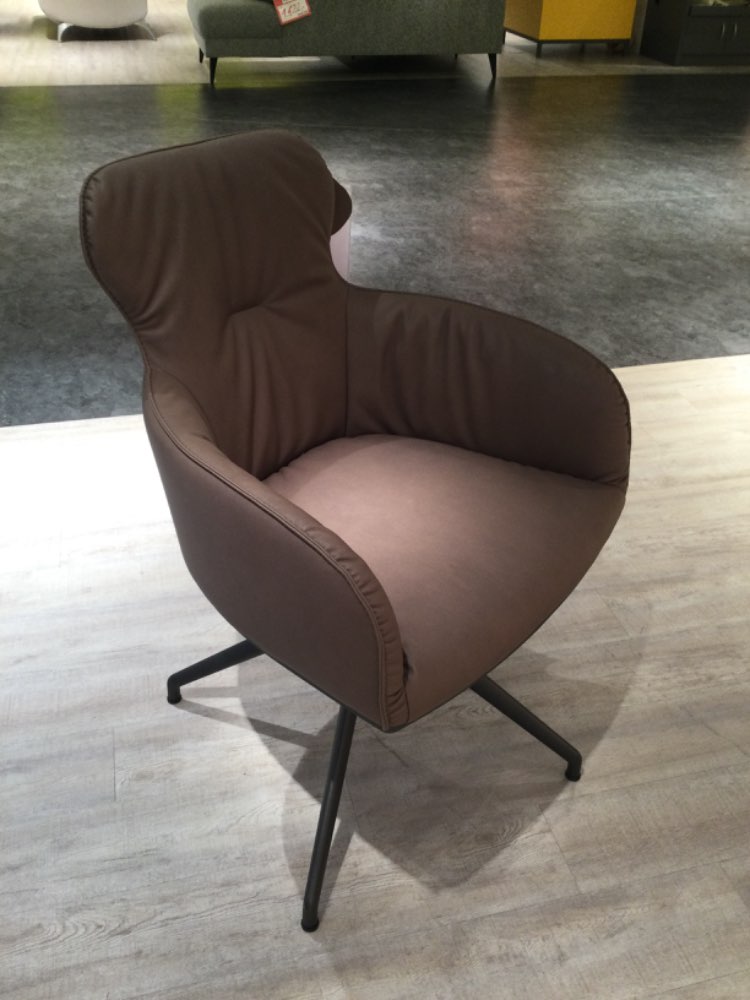 Armlehnstuhl Tiago Donna