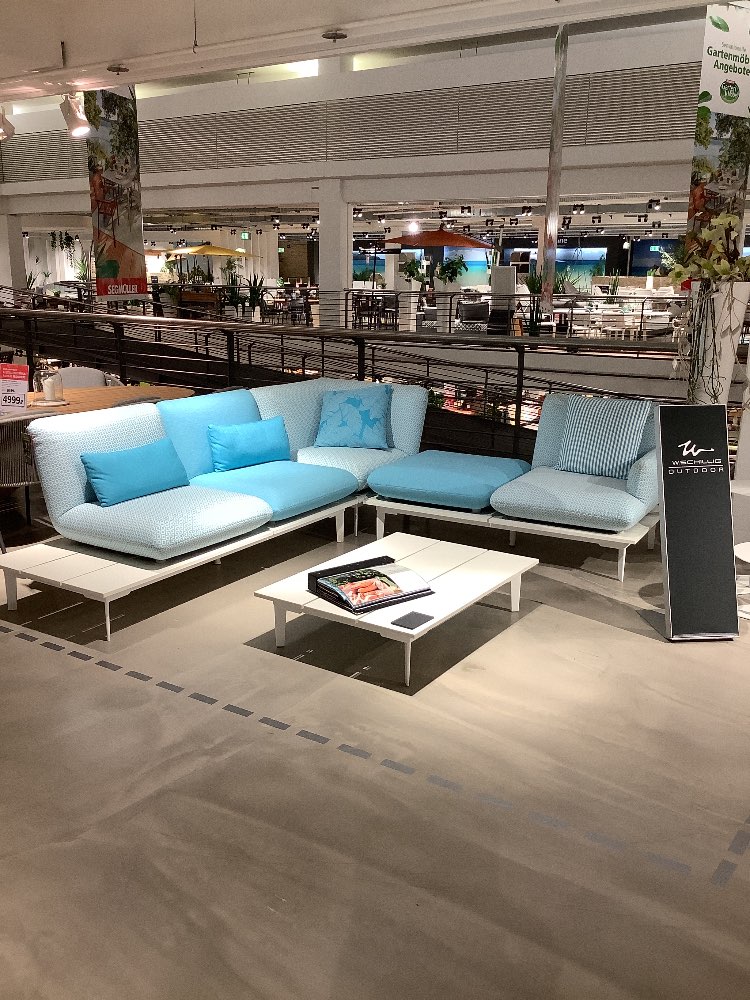 Ecklounge inkl. Couchtisch