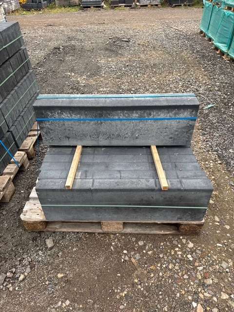 R&H Randsteine 8x30x100 cm anthrazit (Restposten)