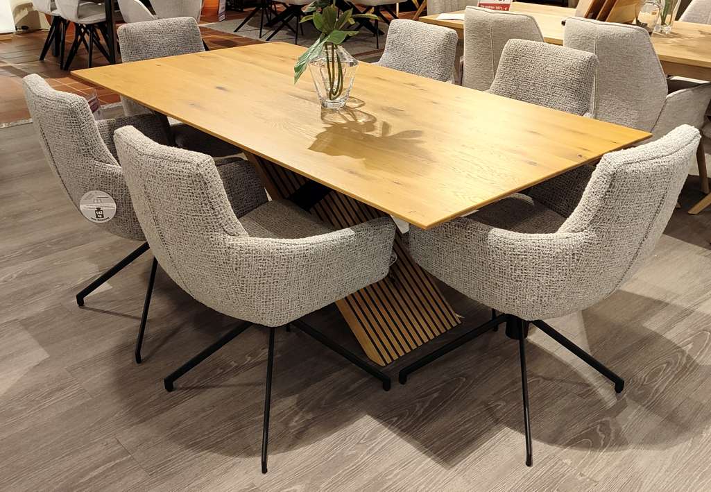 Tischgruppe LUGGI/STILLA