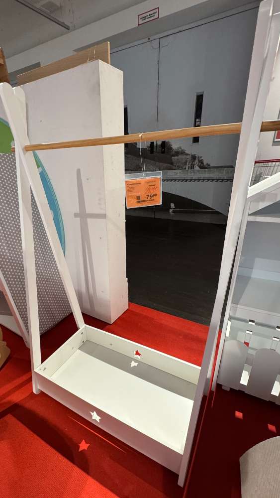 Kleiderständer Tipi