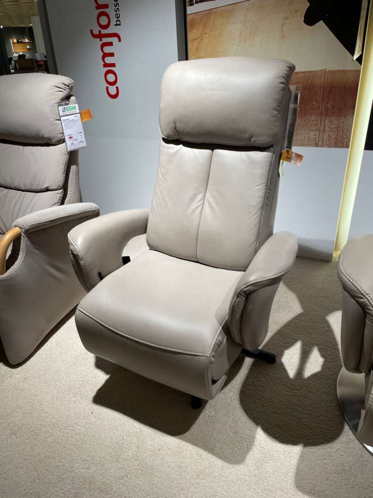 Relaxsessel mit manueller Relax-Funktion