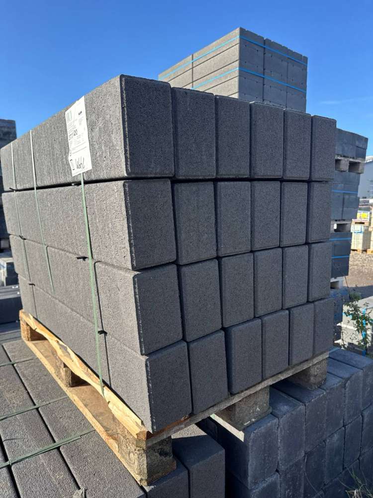 Vios Palisaden „Betonglatt“ anthrazit 18,75x12x120 cm (2.Wahl)