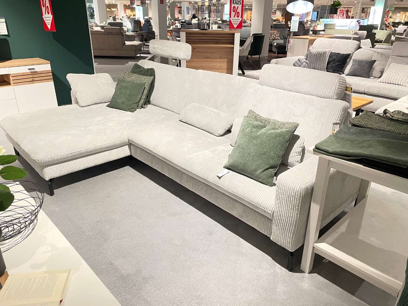 Polstergarnitur mit Querschläferfunktion