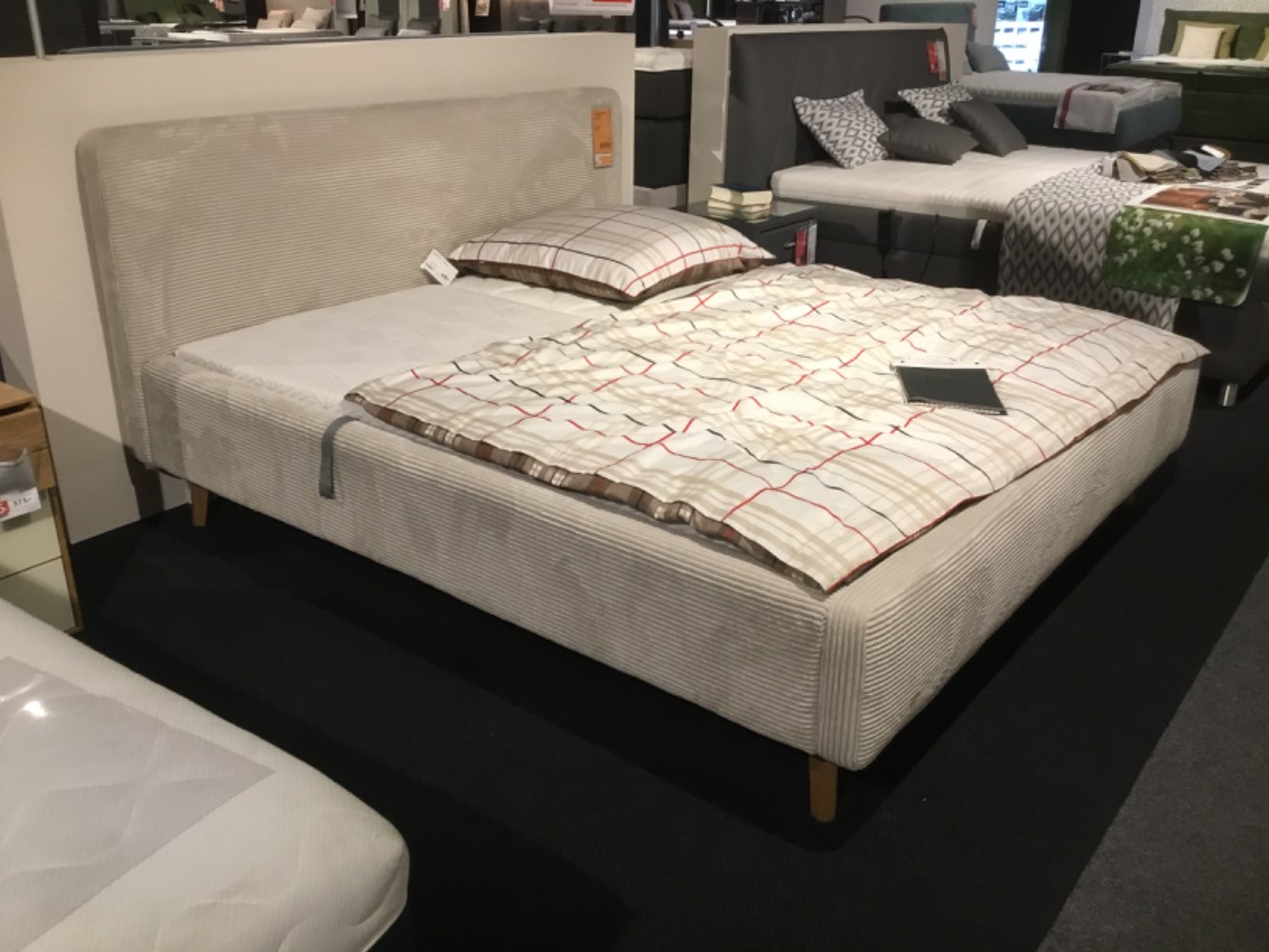 Möbel,Meise,Polsterbett Mattis,Cord Beige,180×200,Bettkasten,XXXL