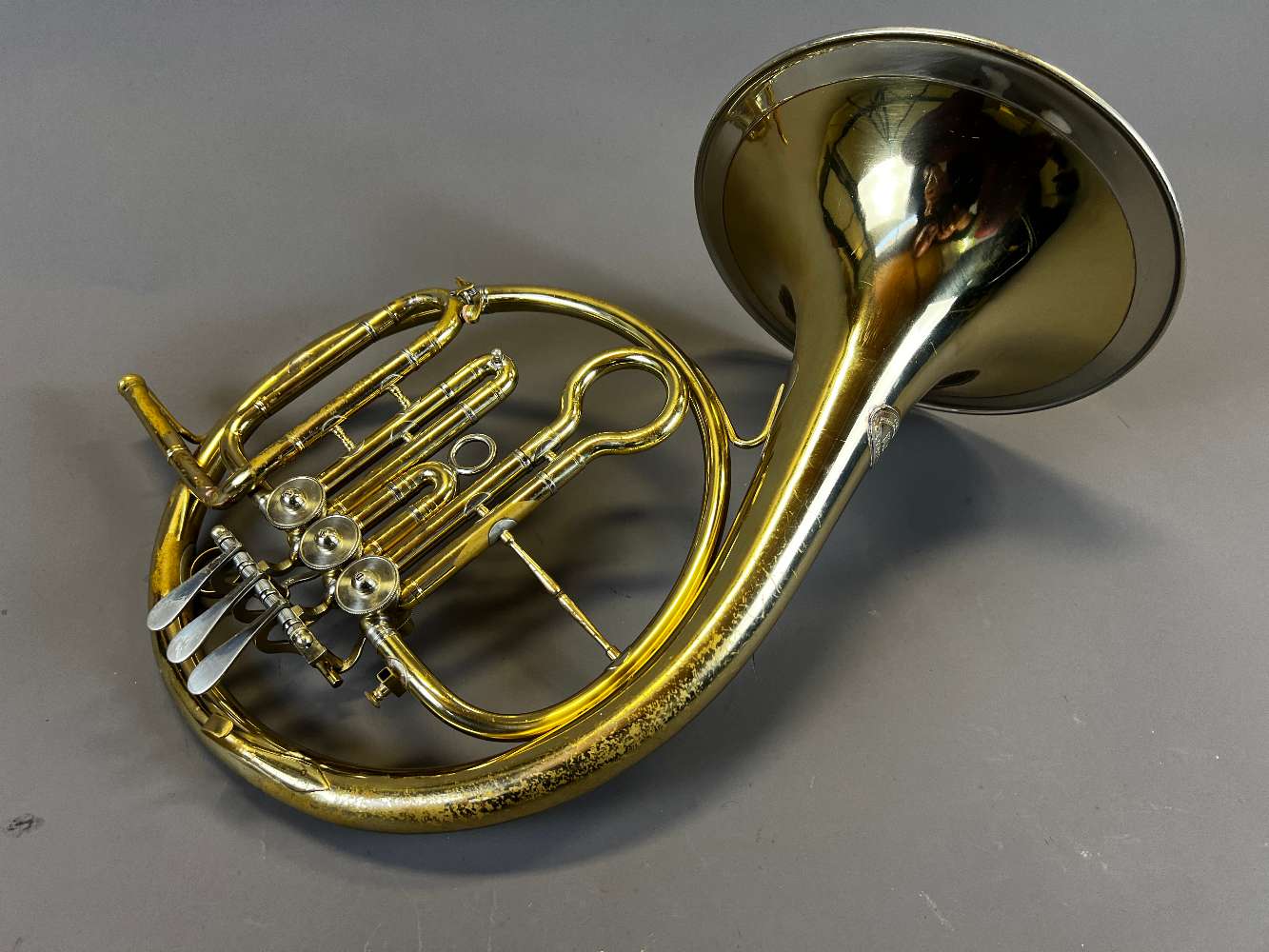 Es-Horn – gebraucht