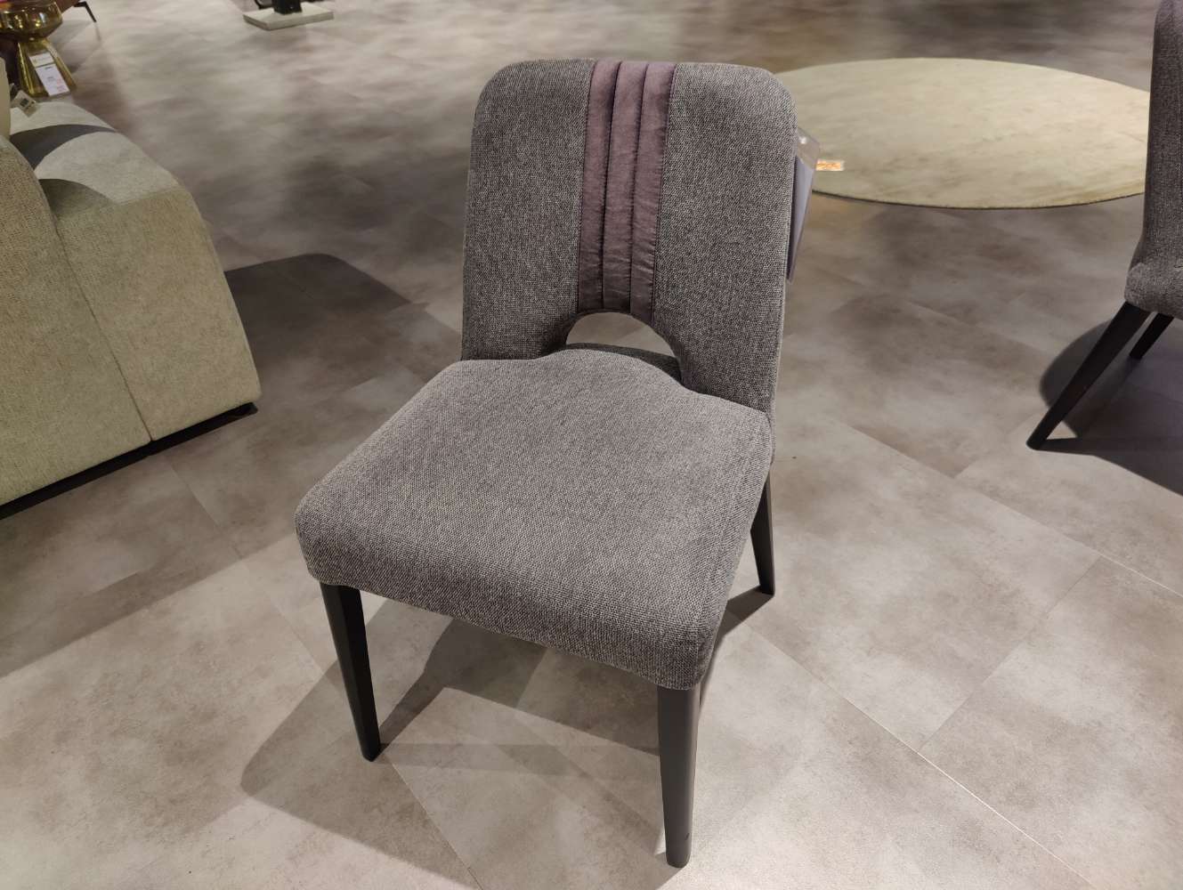 Stuhl – Polsterstuhl -Anthrazit – Retro