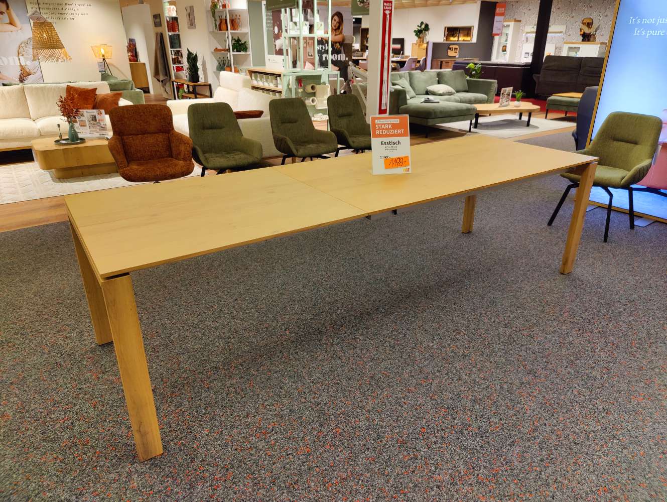 Esstisch – Designesstisch – Ausstellungsstück