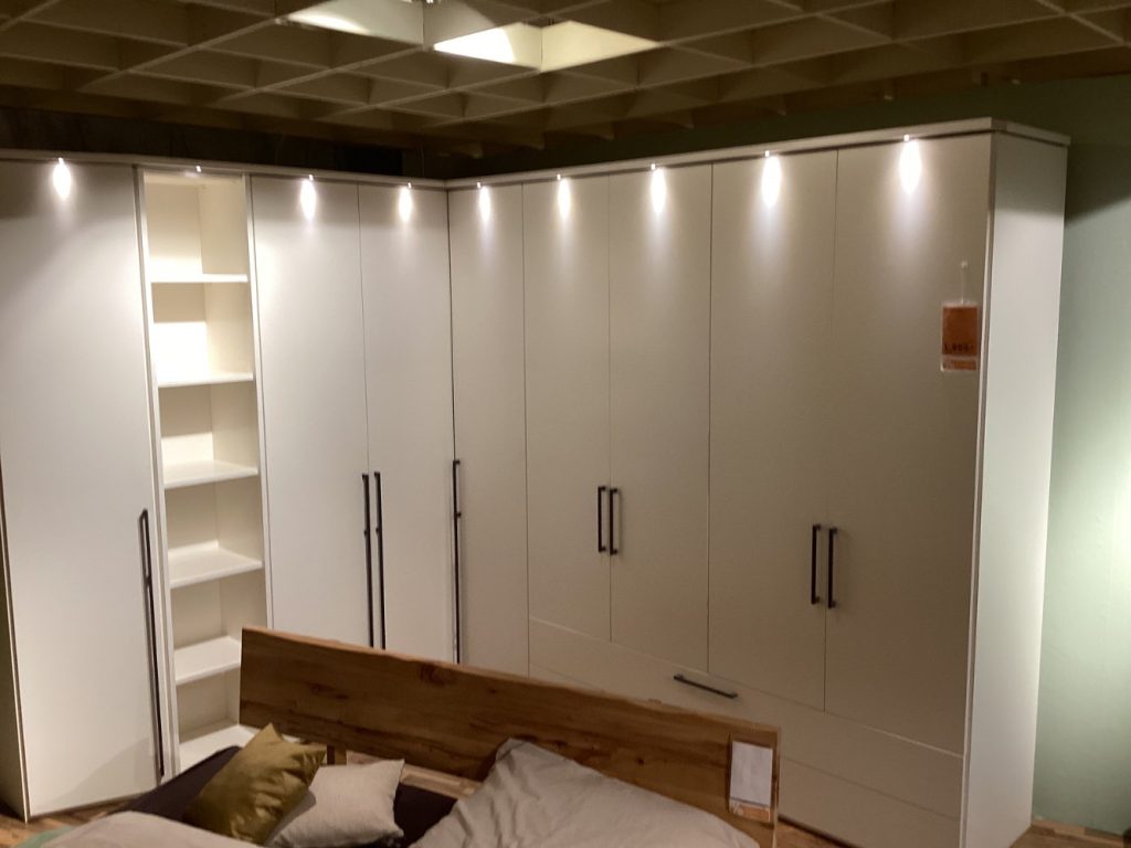 Möbel Eckschrank Loddenkemper My Studio XXXLutz Hirschaid