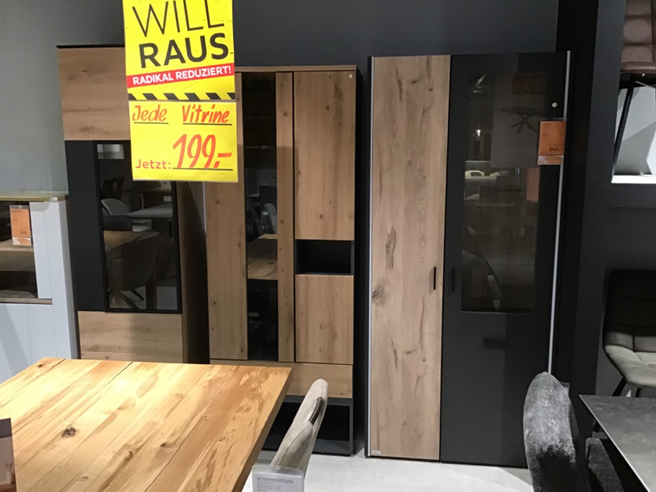 XXXLutz Ausstellungsstück Möbel Vitrinen versch Ausführungen