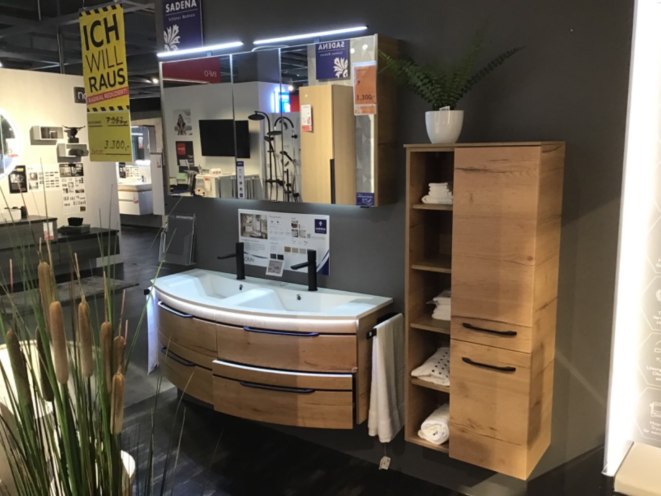 XXXLutz Ausstellungsstück Möbel Badezimmer Bonn Eiche