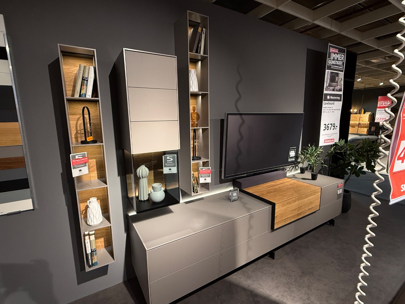 Wohnwand „Q-Media“ von Musterring