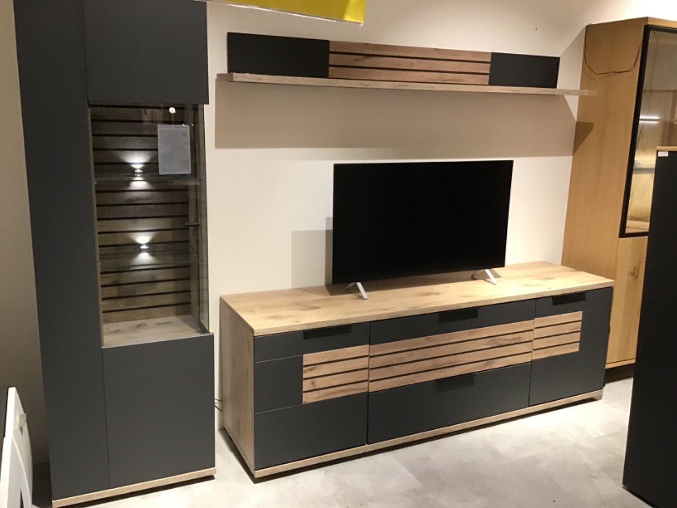 XXXLutz Wassertrüdingen Wohnwand