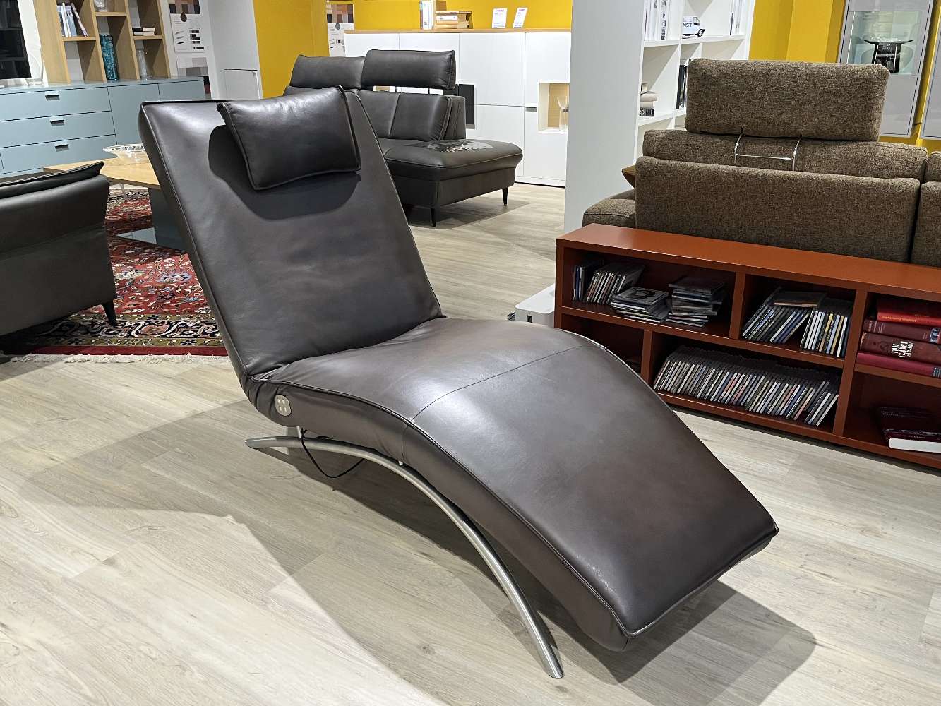 Antek P4 Liege mit Elektromotor