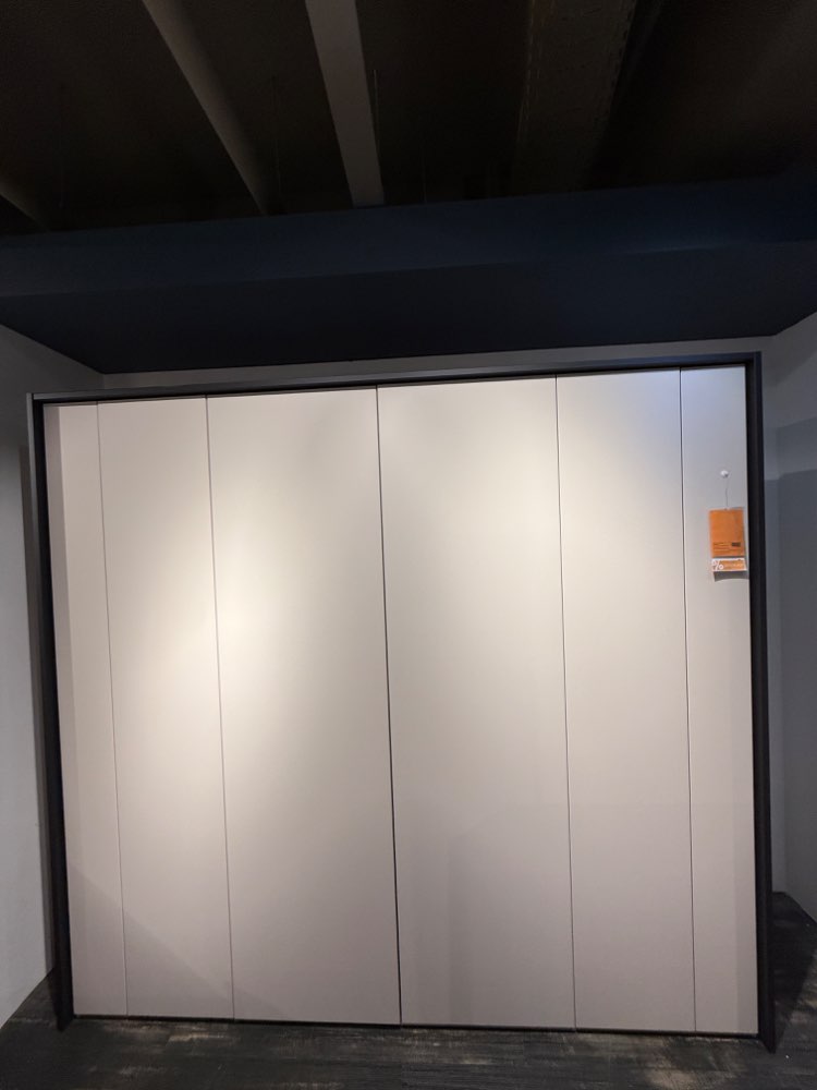 DREHTÜRENSCHRANK MIREILLE