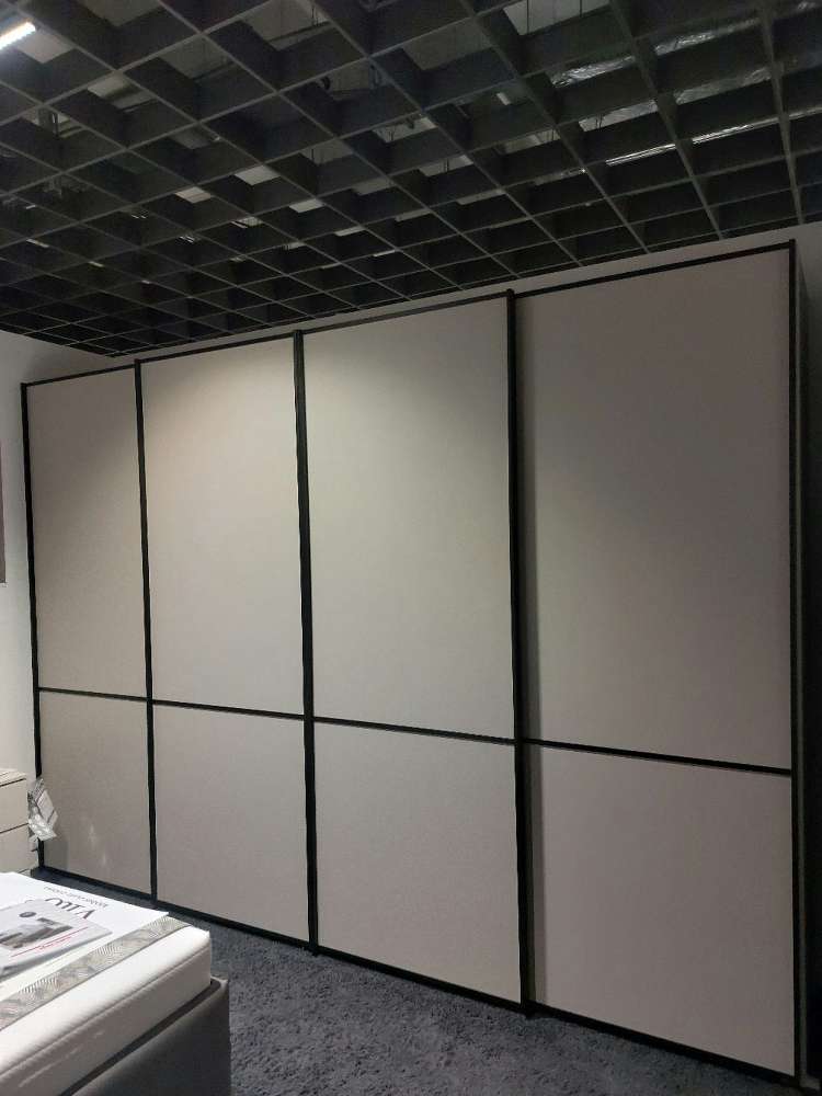 Schwebetürenschrank Boston