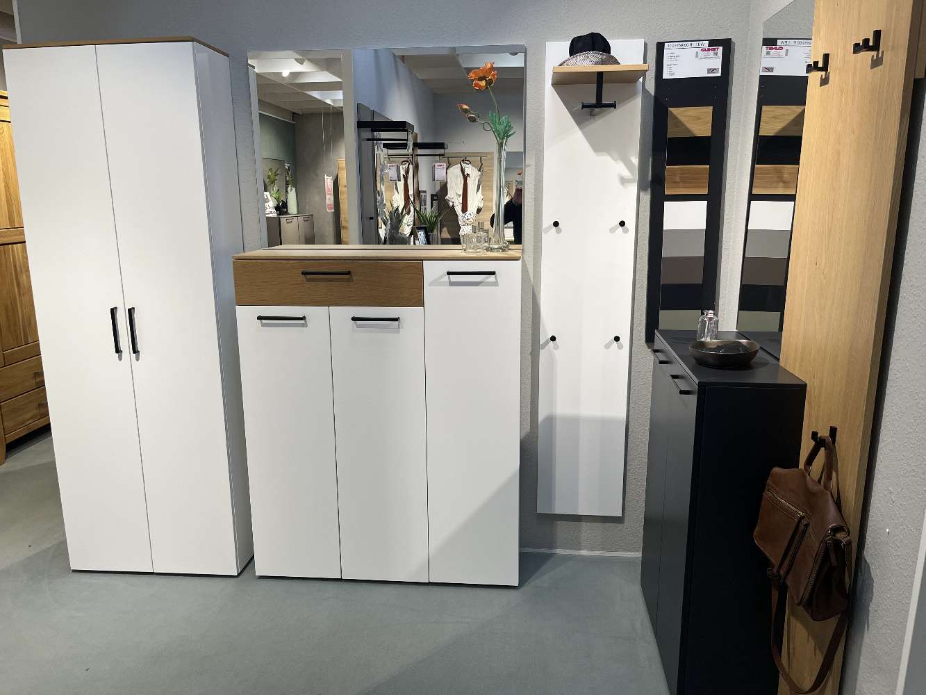 LEW Garderoben-Kombination