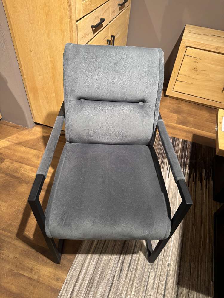 Schwinger mit Armlehnen