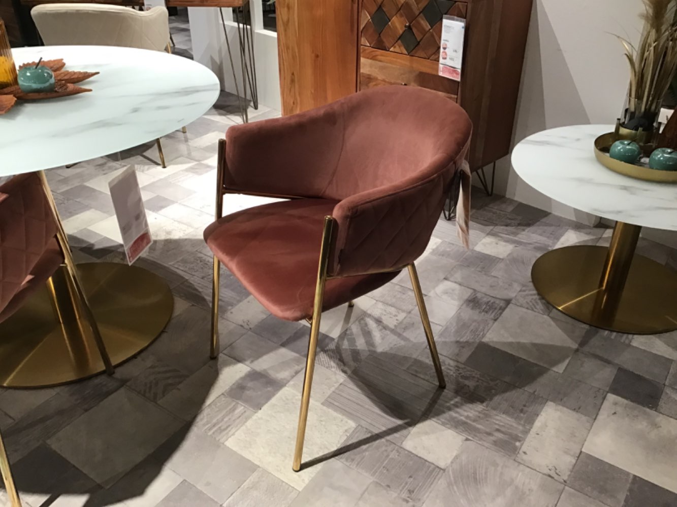 XXXLutz Ausstellungsstück Möbel Armlehnstuhl Fabien rosa gold