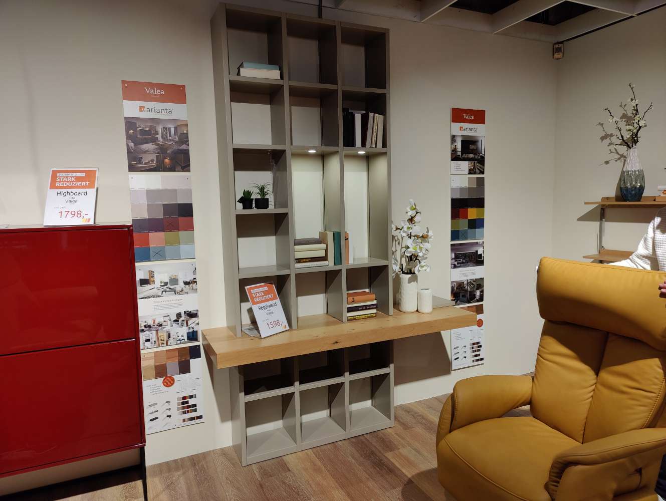 Regalwand – Bücherregal – RMW – Varianta – Valea