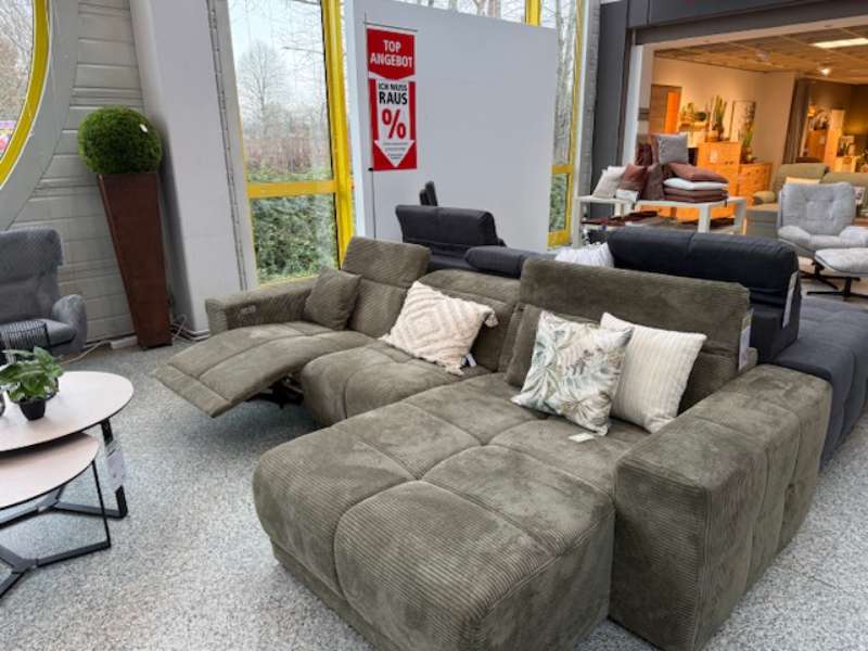 Garnitur mit Funktionen