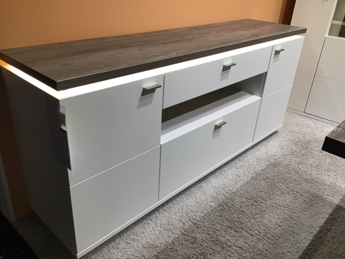 Sideboard