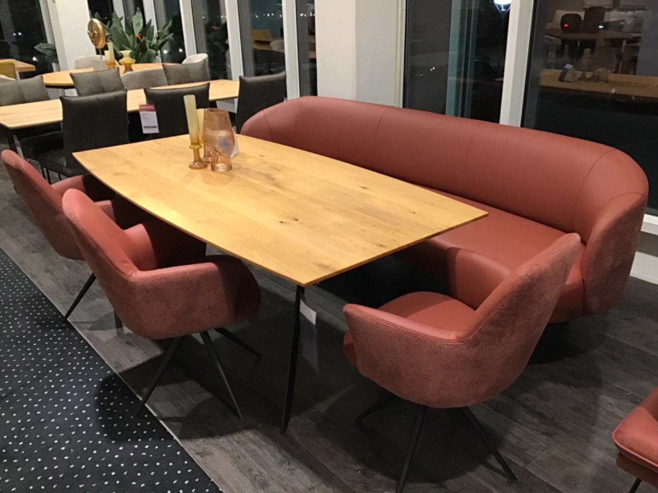 Esstischgruppe mit Bank, 3 Stühle und Esstisch