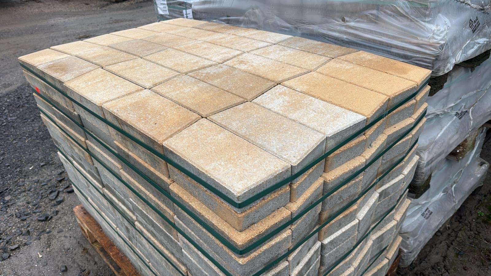 Vigneto Mähkante 23,5/12/4,5 Sandstein (2.Wahl)