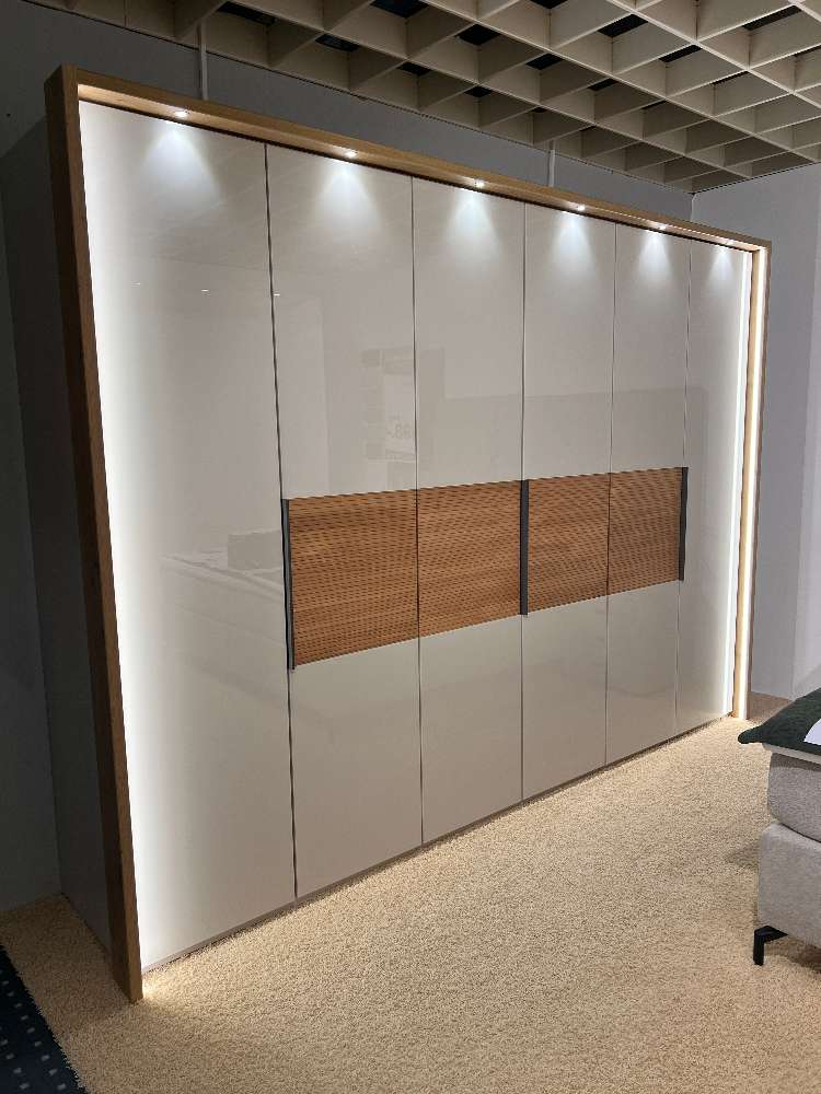 Drehtürenschrank Yale