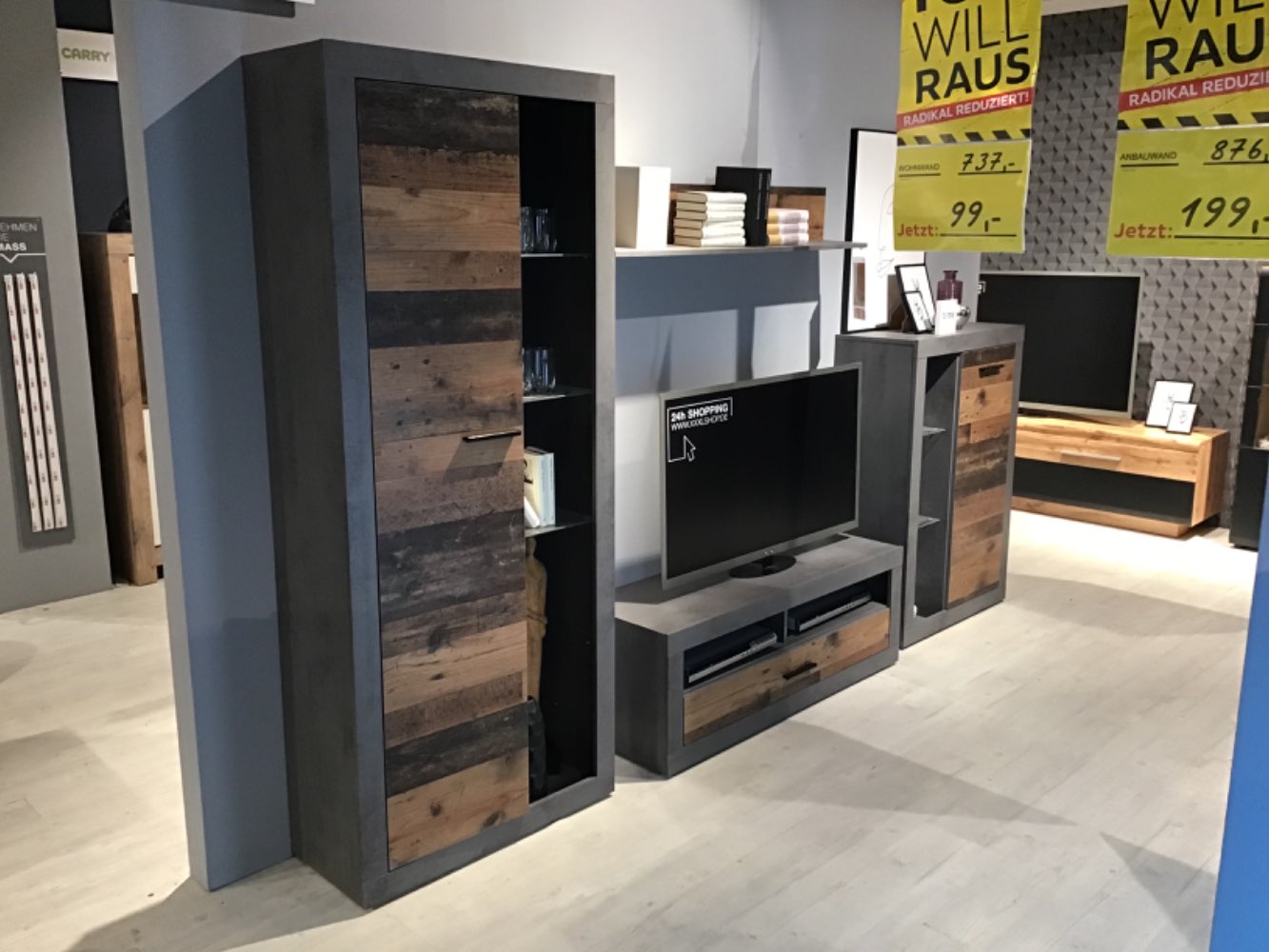 XXXLutz Ausstellungsstück Möbel Wohnwand Fulda Betonoxid