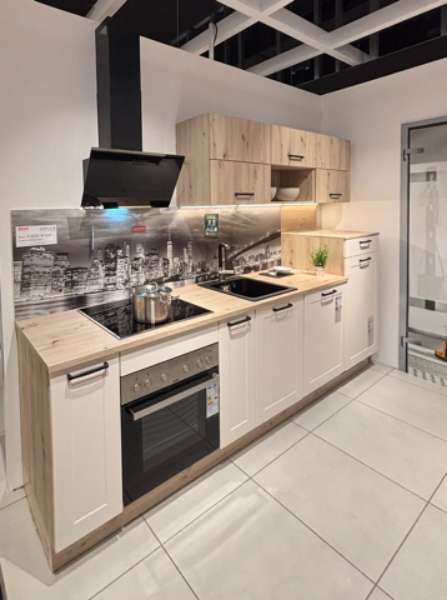 Einbauküche Impuls abholbereit ab KW10 / 2026