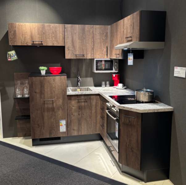 Einbauküche Impuls abholbereit ab KW / 10