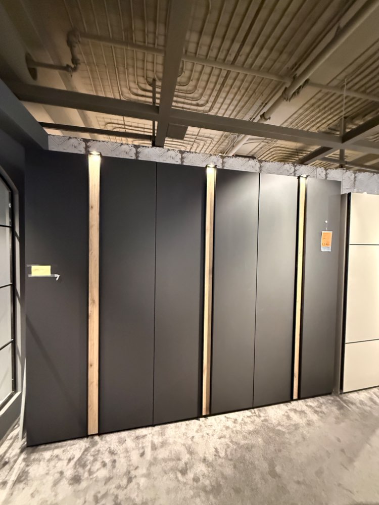 DREHTÜRENSCHRANK LAGOS