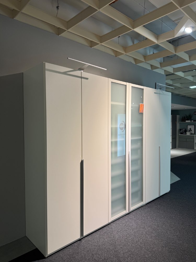 Drehtürenschrank Kuba by XXXLutz Böblingen