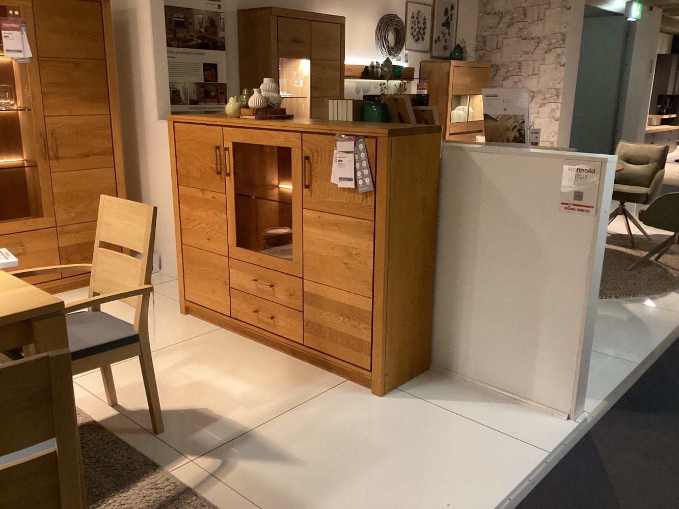 Highboard Arumo Asteiche rustikal geölt massiv