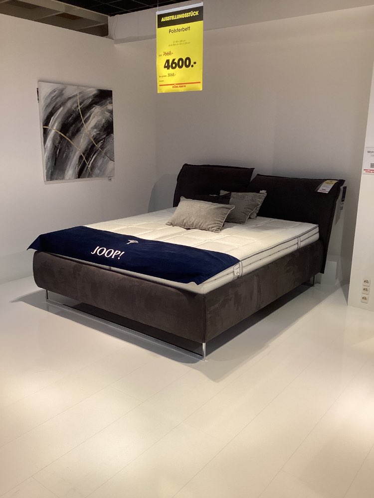 Polsterbett