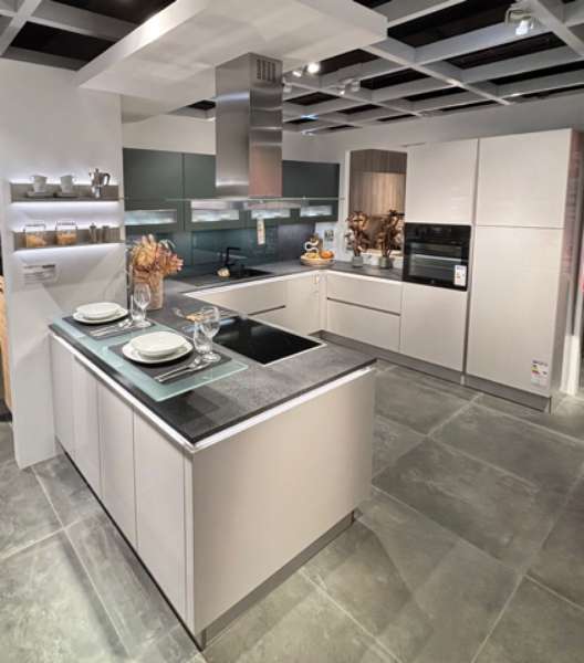 Einbauküche Nolte, abholbereit ab KW 16 / 2026