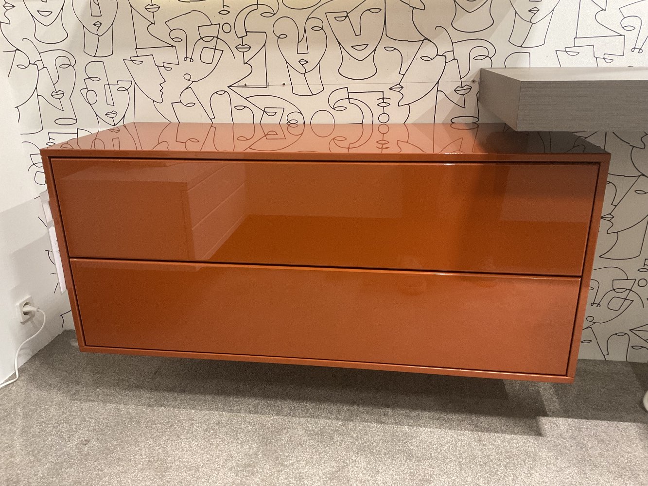 Wand – Hängeelement