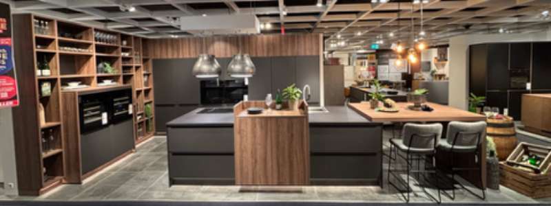 Einbauküche Sormani (ohne Weinklimaschränke) abholbereit ab KW19