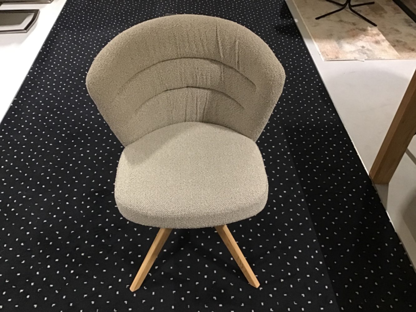 4Fussstuhl Capri Gestell Wildeiche