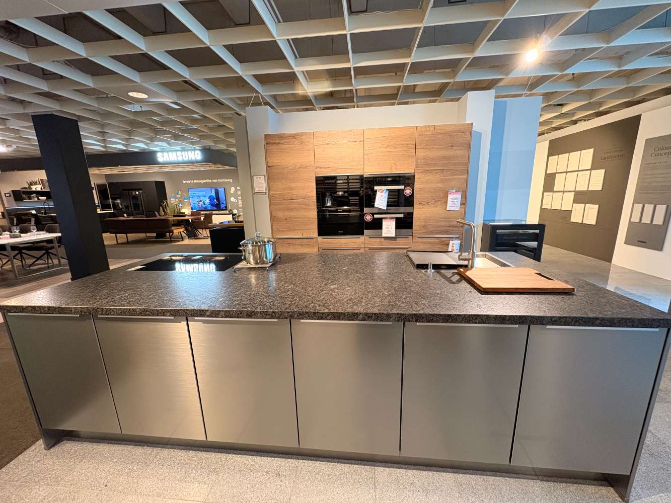 Nobilia Ausstellungsküche Culineo