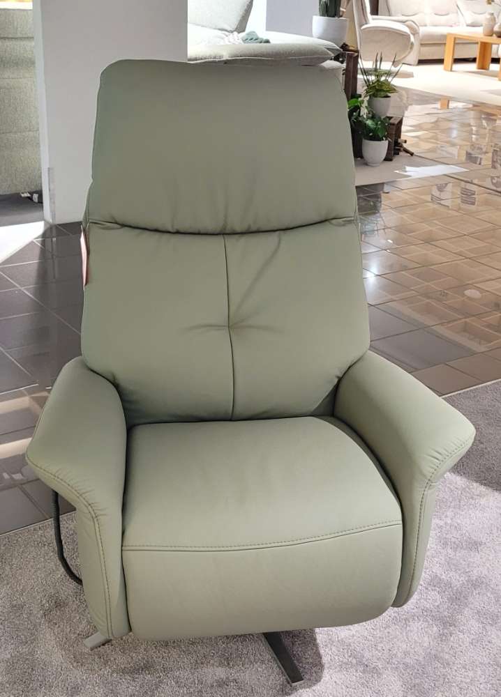 Relaxsessel mit motorischer Verstellung, Herz-Waage und Akku